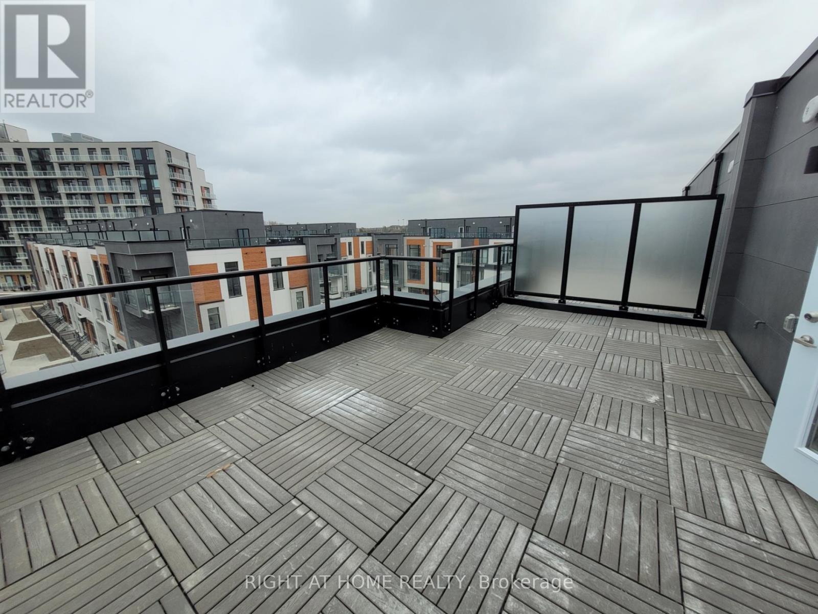 1407 - 15 David Eyer Road, Richmond Hill, Ontario L4S 0N2 - Photo 19 - N12602916