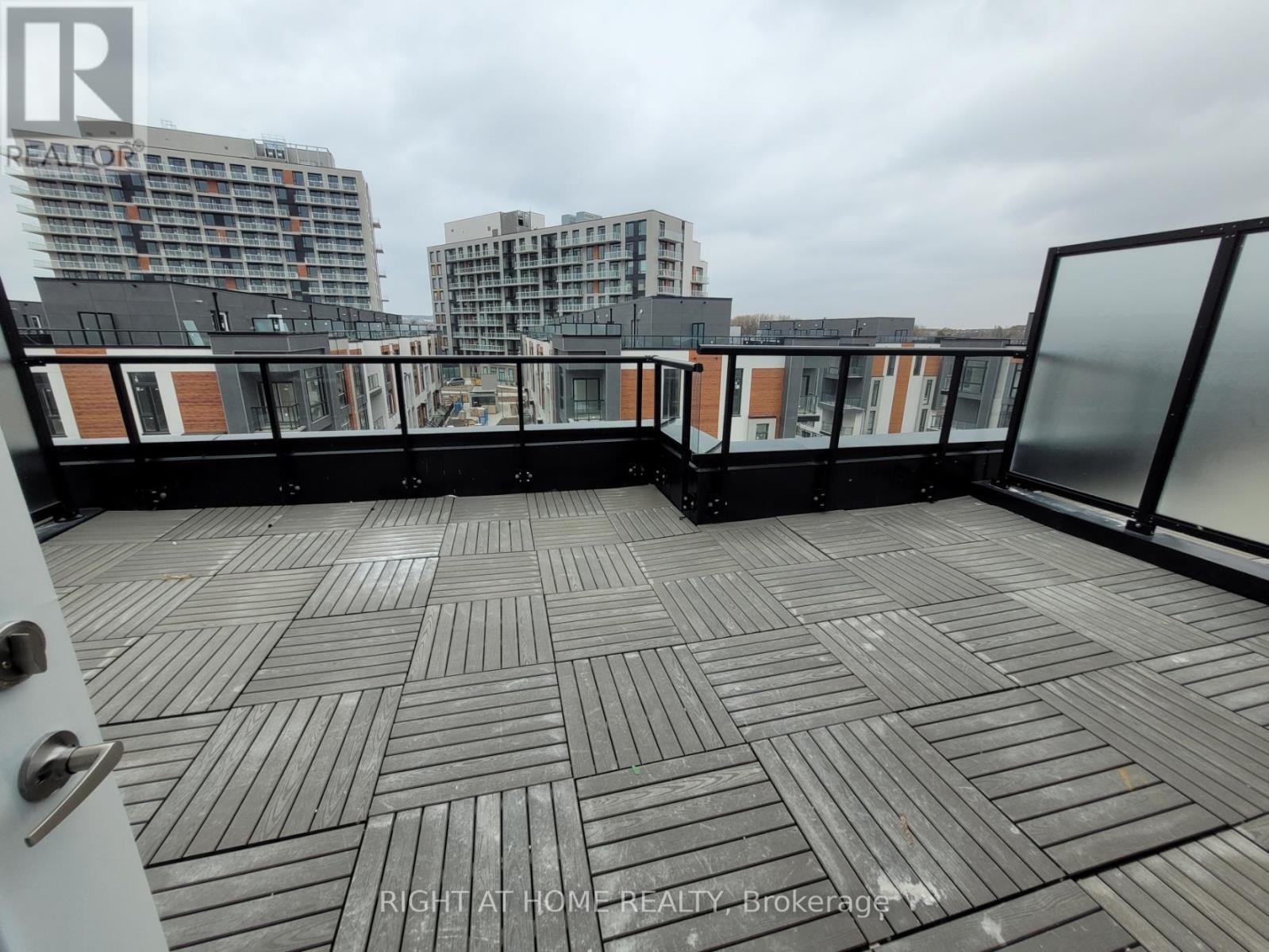 1407 - 15 David Eyer Road, Richmond Hill, Ontario L4S 0N2 - Photo 20 - N12602916