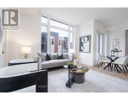 1407 - 15 DAVID EYER ROAD, Richmond Hill, Ontario