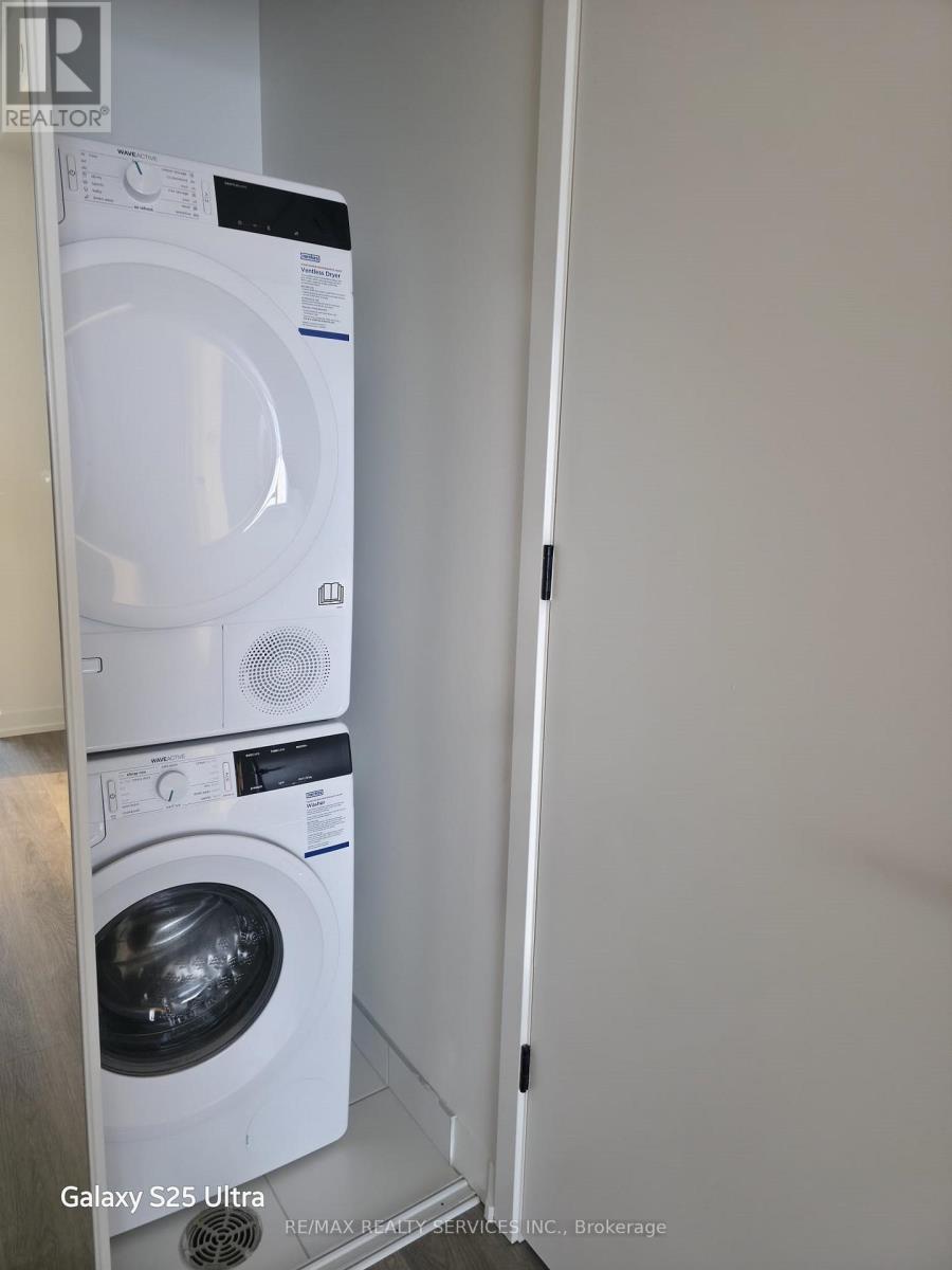 1708 - 8 Interchange Way W, Vaughan, Ontario L4K 5Z7 - Photo 16 - N12602934