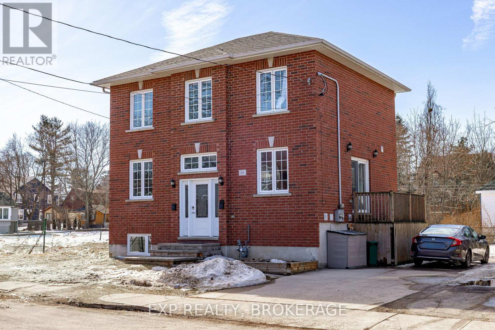 118 Napier Street, Kingston, Ontario  K7L 0B5 - Photo 4 - X12602986