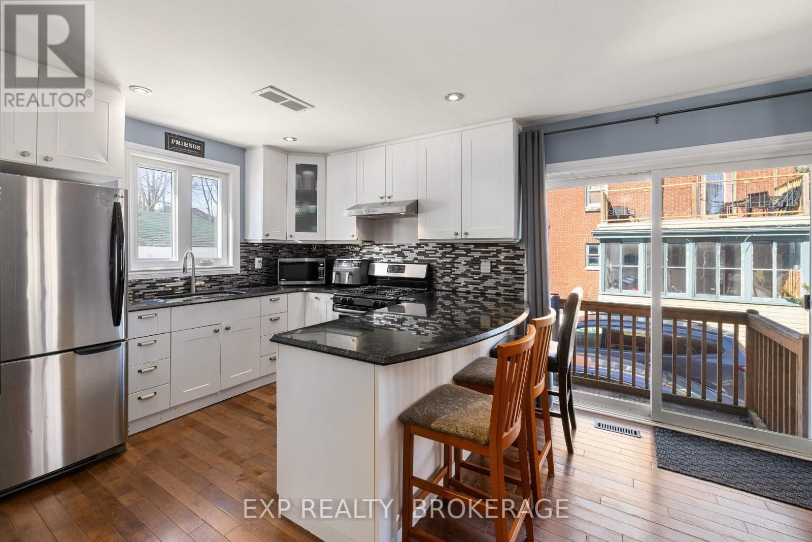 118 Napier Street, Kingston, Ontario  K7L 0B5 - Photo 7 - X12602986