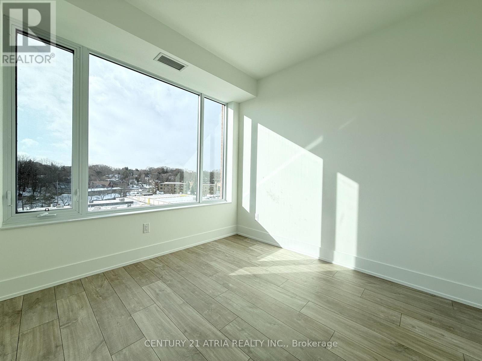 718 - 259 The Kingsway, Toronto, Ontario M9A 0G2 - Photo 12 - W12602718