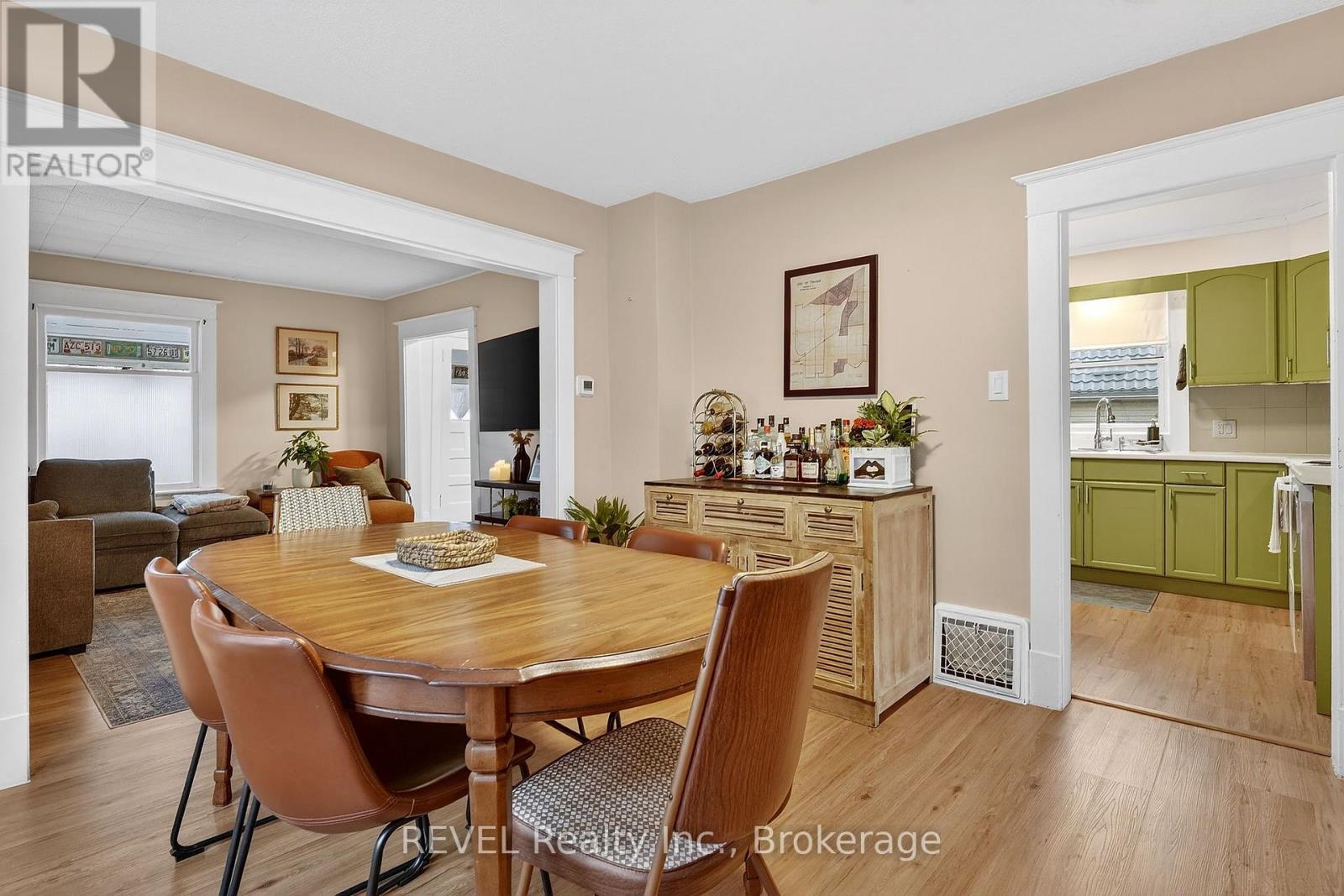 89 Queen Street N, Thorold, Ontario  L2V 2R4 - Photo 12 - X12594802