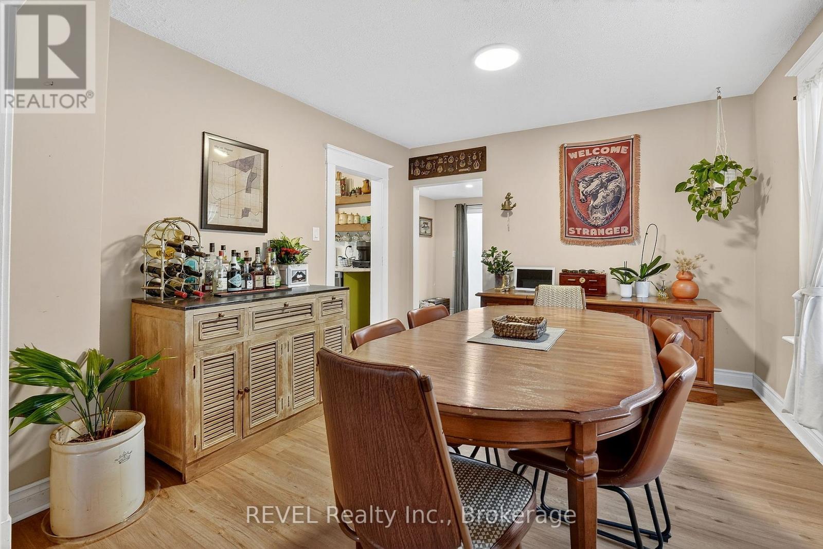 89 Queen Street N, Thorold, Ontario  L2V 2R4 - Photo 14 - X12594802