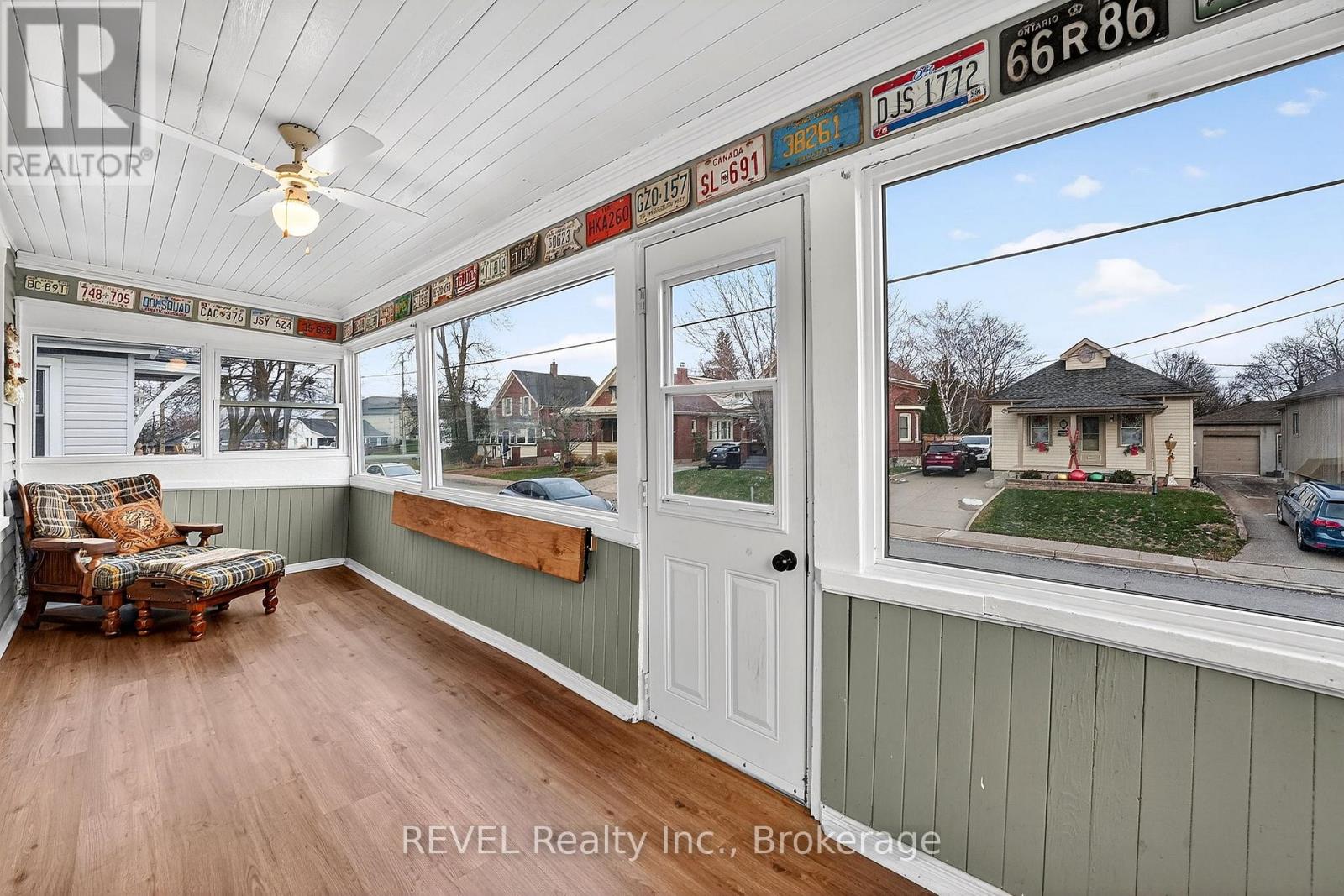 89 Queen Street N, Thorold, Ontario  L2V 2R4 - Photo 4 - X12594802