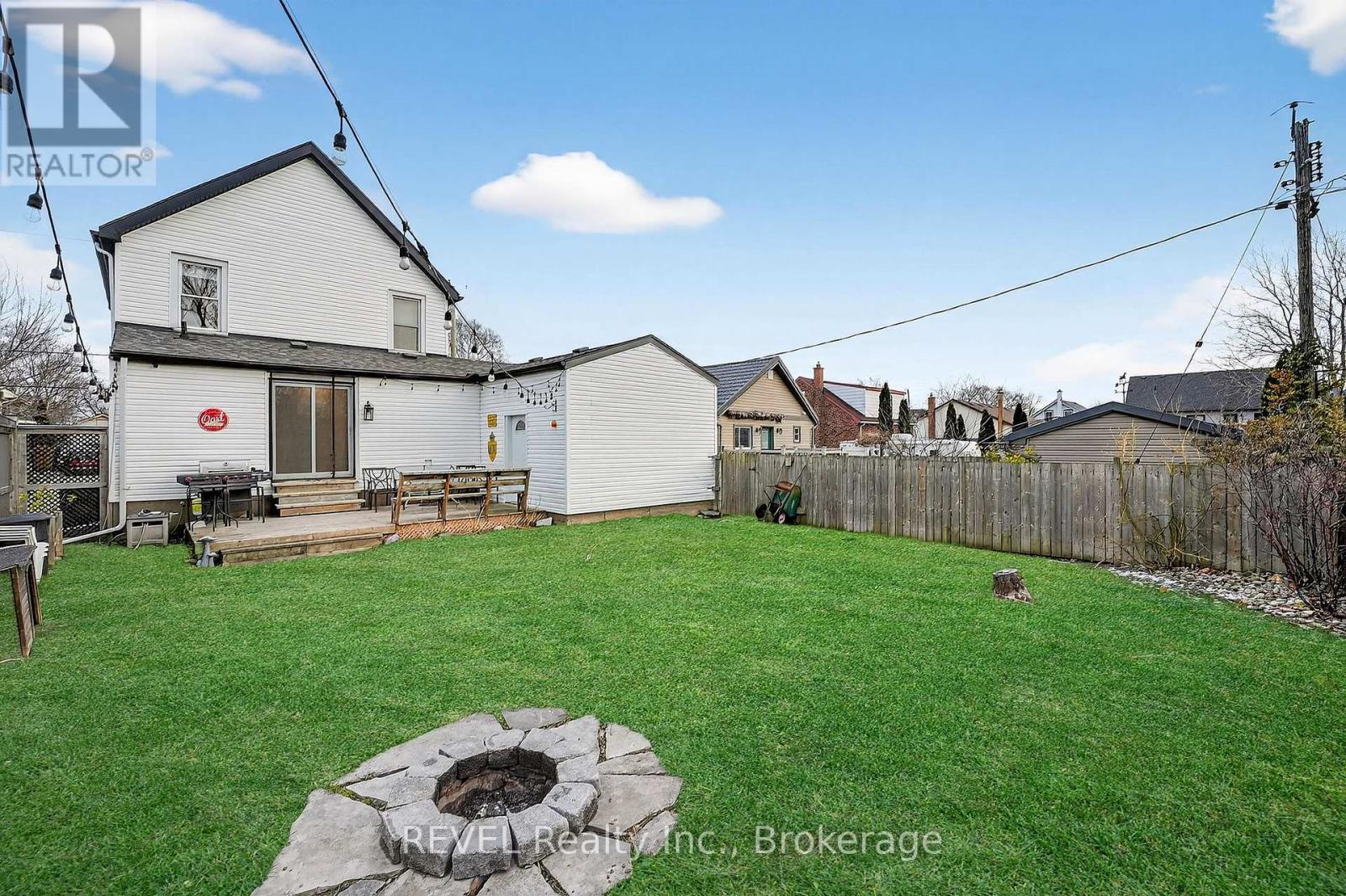 89 Queen Street N, Thorold, Ontario  L2V 2R4 - Photo 44 - X12594802