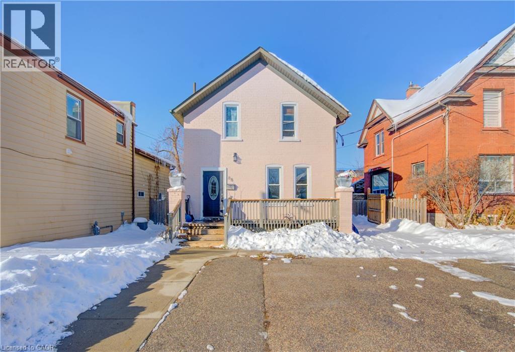 88 Wellington Street N, Kitchener, Ontario  N2H 5J8 - Photo 3 - 40788767
