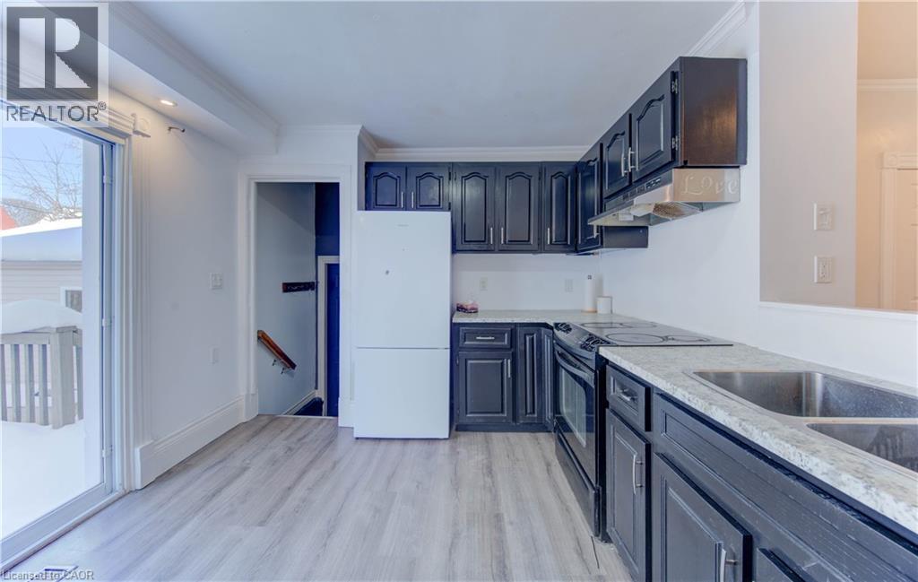 88 Wellington Street N, Kitchener, Ontario  N2H 5J8 - Photo 8 - 40788767