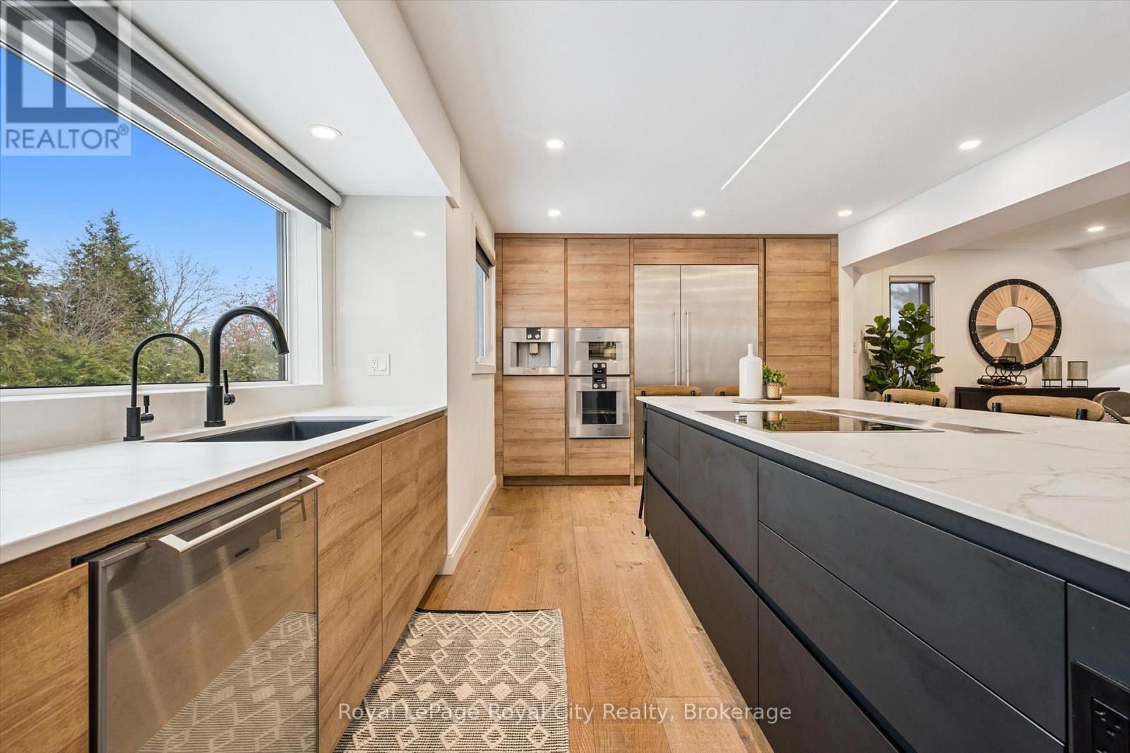 4 Gryphon Place, Guelph, Ontario  N1G 4L7 - Photo 7 - X12602994