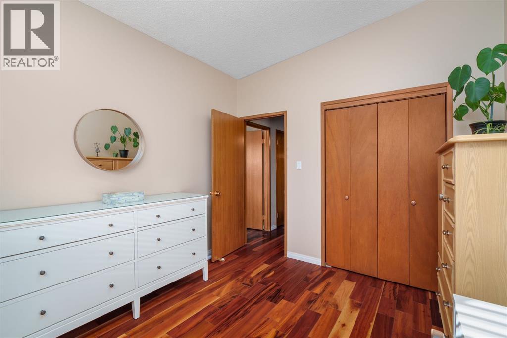 2026 41 Street Se, Calgary, Alberta  T2B 1J1 - Photo 11 - A2264541