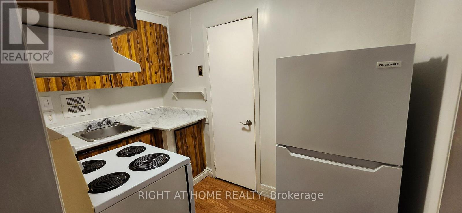 Main - 10 B Mill Street, Essa, Ontario  L3W 0C7 - Photo 8 - N12550884