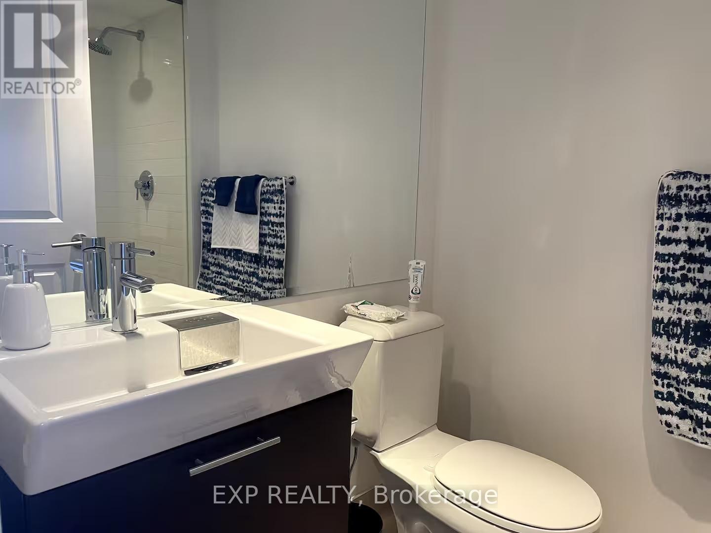 2902 - 386 Yonge Street, Toronto, Ontario  M5B 0A5 - Photo 8 - C12602944