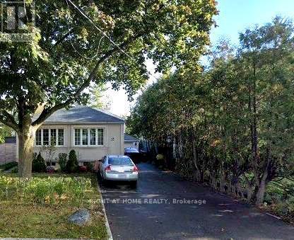 (LOWER LEVEL) - 15 LYNNHAVEN ROAD, Toronto, Ontario