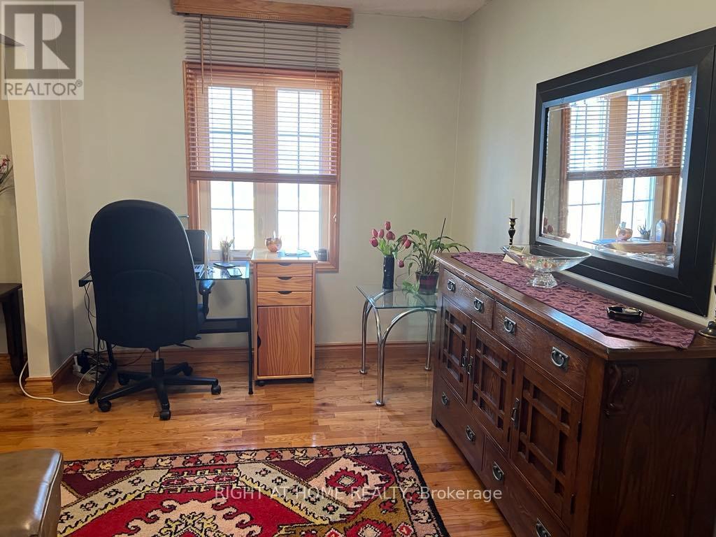 Main Floor - 15 Lynnhaven Road, Toronto, Ontario  M6A 2K7 - Photo 6 - C12602984