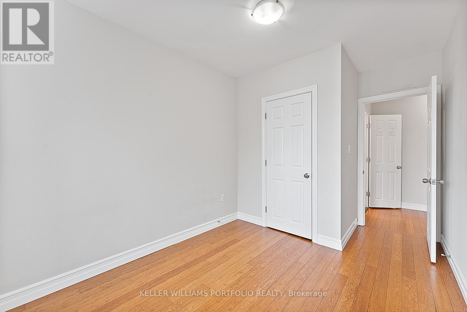 4 - 546 Eglinton Avenue E, Toronto, Ontario  M4P 1N9 - Photo 21 - C12603002