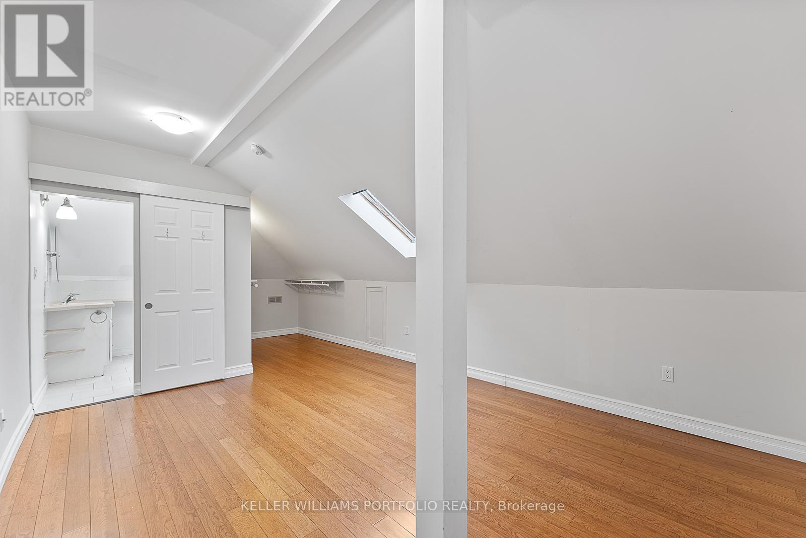 4 - 546 Eglinton Avenue E, Toronto, Ontario  M4P 1N9 - Photo 26 - C12603002