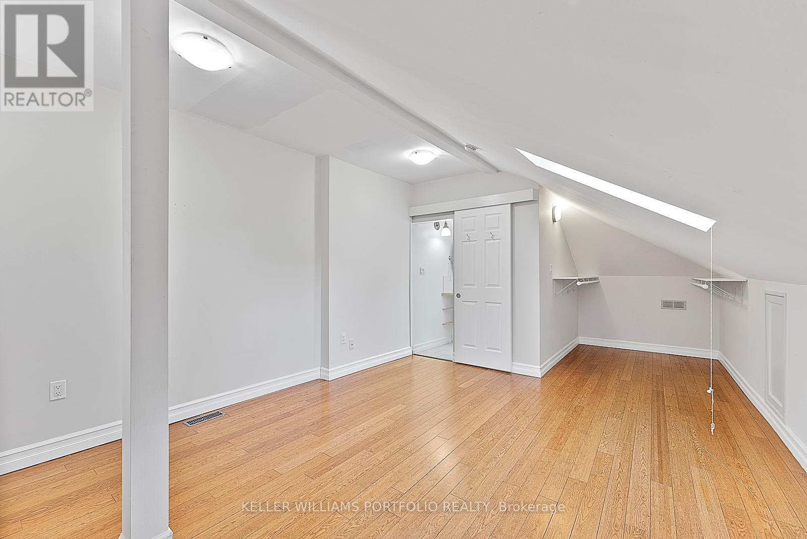 4 - 546 Eglinton Avenue E, Toronto, Ontario  M4P 1N9 - Photo 27 - C12603002