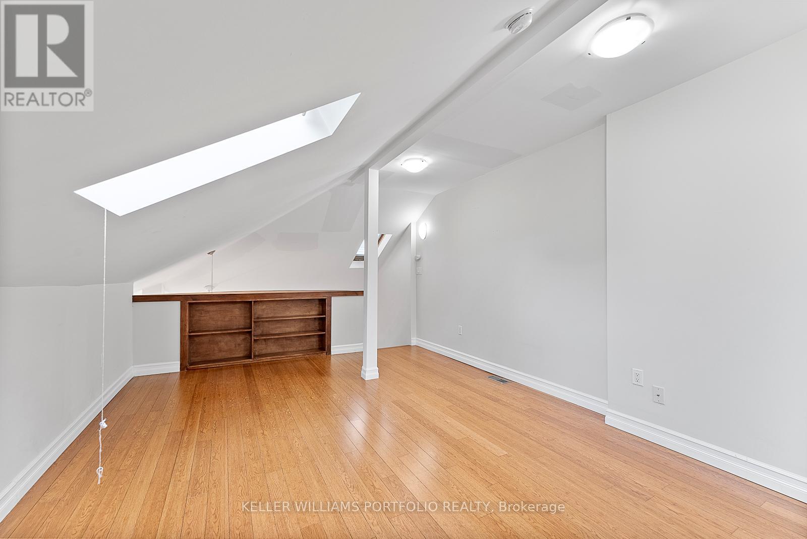 4 - 546 Eglinton Avenue E, Toronto, Ontario  M4P 1N9 - Photo 29 - C12603002