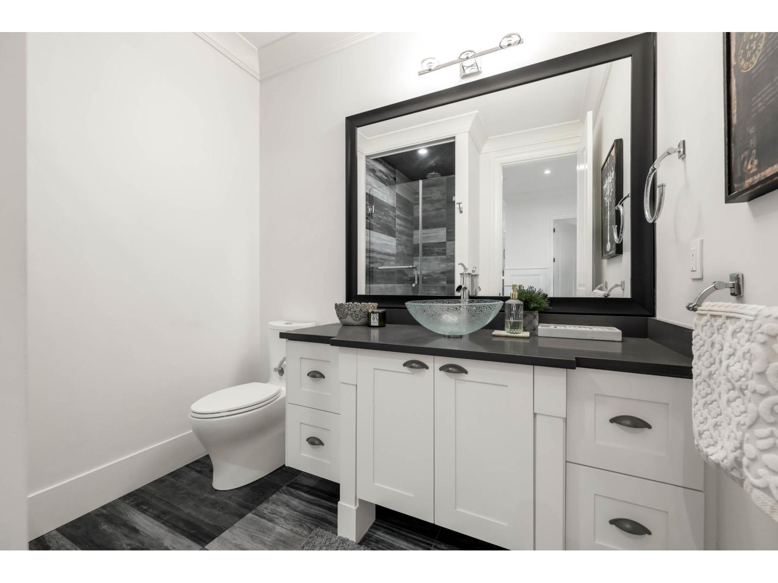 21842 44 Avenue, Langley, British Columbia  V3A 3E8 - Photo 15 - R3072085