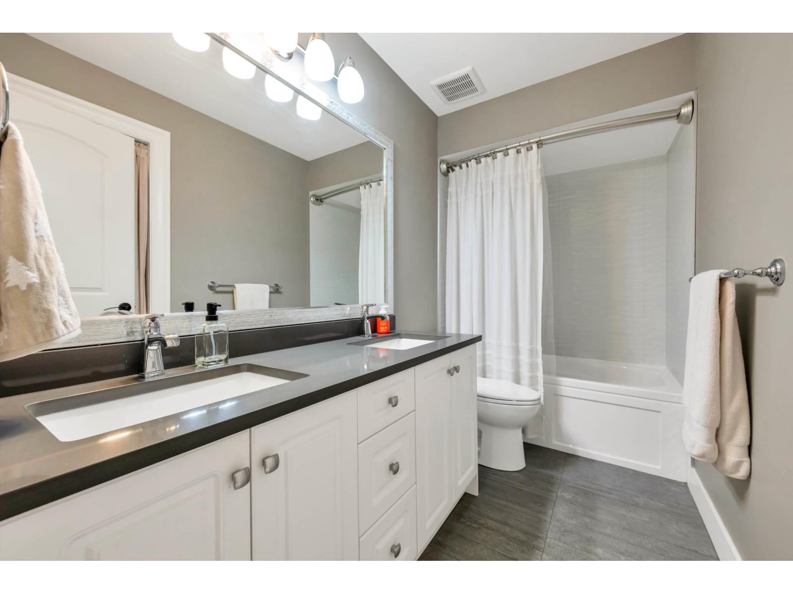 21842 44 Avenue, Langley, British Columbia  V3A 3E8 - Photo 31 - R3072085