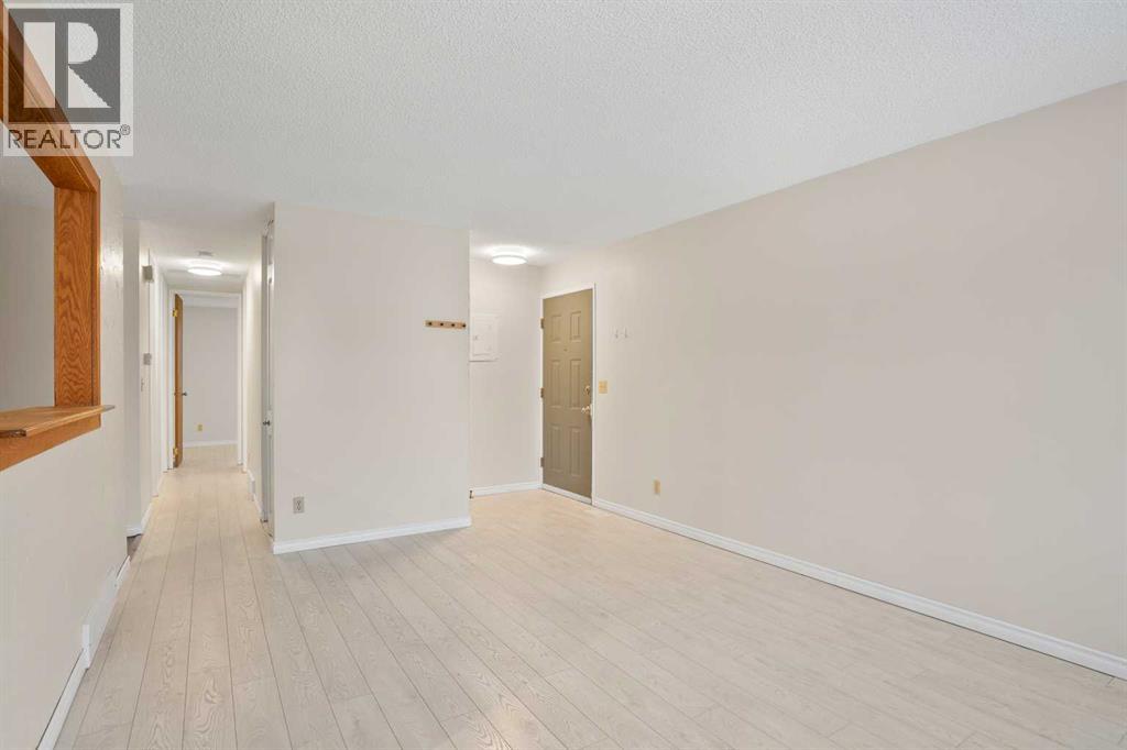 99 Dawson Street, Red Deer, Alberta  T4R 1V8 - Photo 5 - A2273403