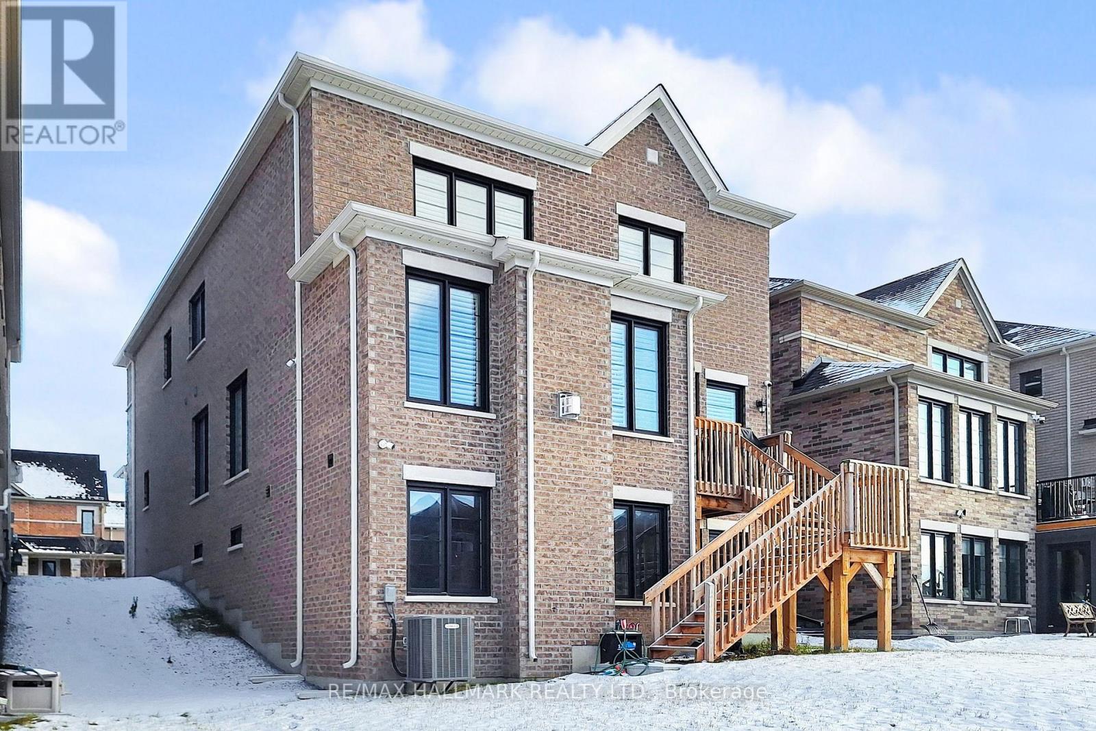 42 Meadow Vista Crescent, East Gwillimbury, Ontario  L9N 0T4 - Photo 47 - N12602988