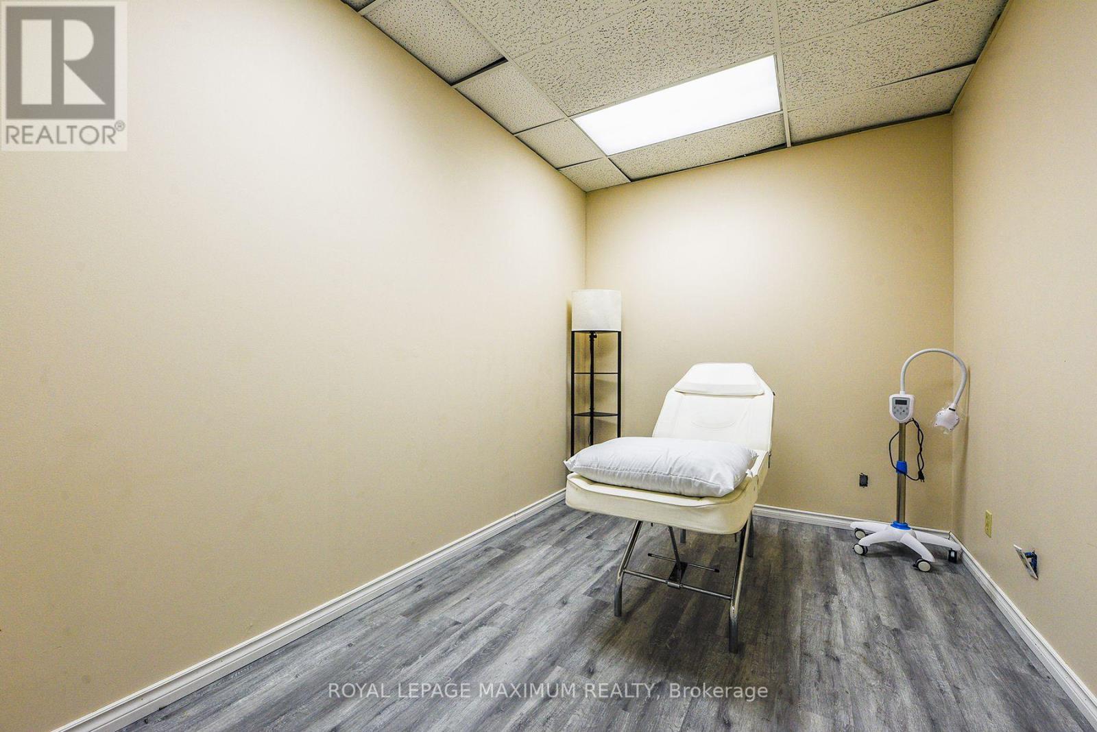 C10 - 4220 Steeles Avenue W, Vaughan, Ontario  L4L 3S8 - Photo 24 - N12602992