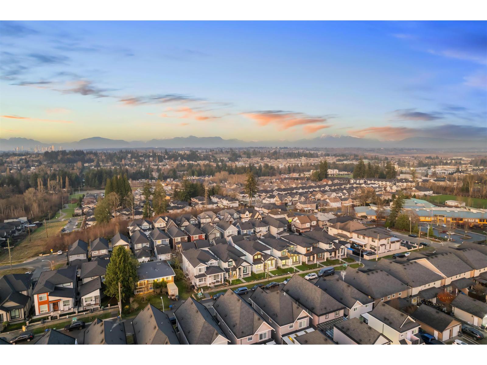 14177 60a Avenue, Surrey, British Columbia V3X 1C3 - Photo 6 - R3072097