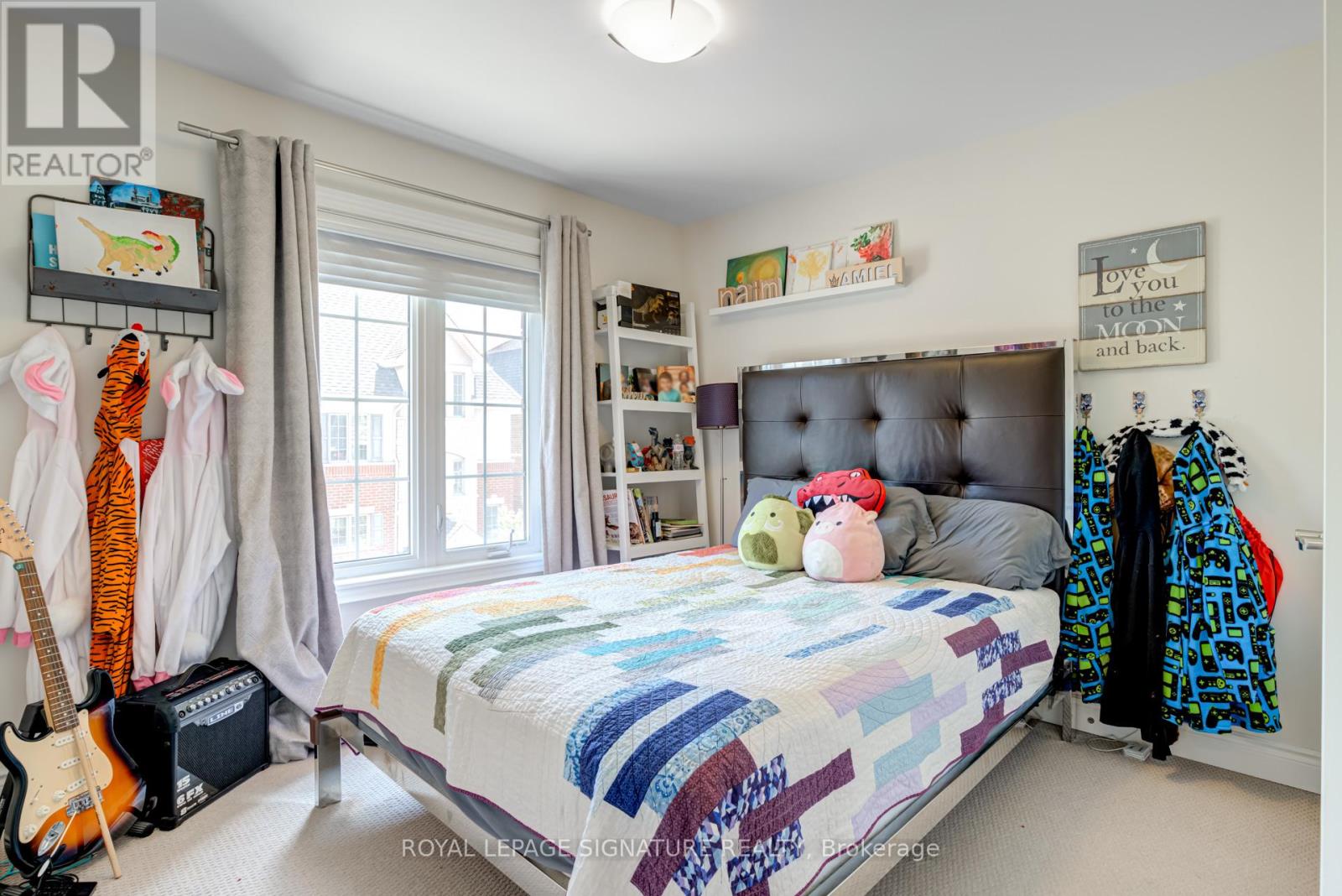 1223 Azinger Lane, Mississauga, Ontario  L5E 0A7 - Photo 19 - W12603006