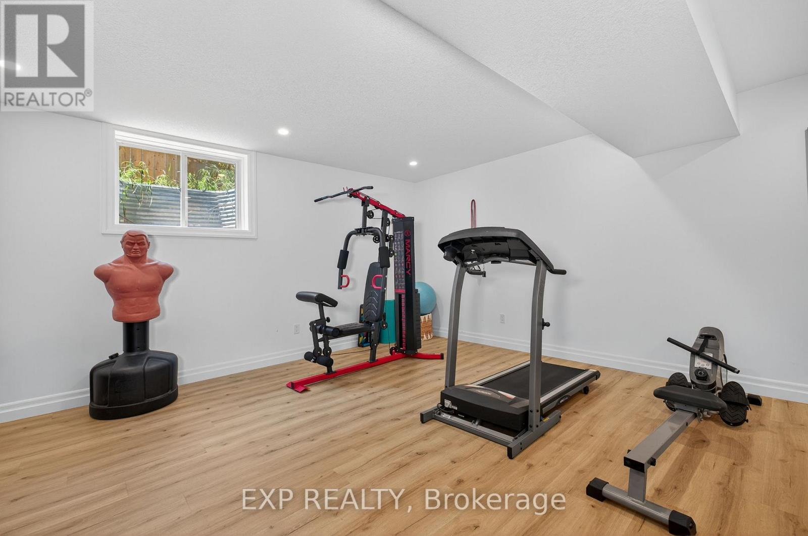 116 Spencer Avenue, Lucan Biddulph, Ontario  N0M 2J0 - Photo 24 - X12426635