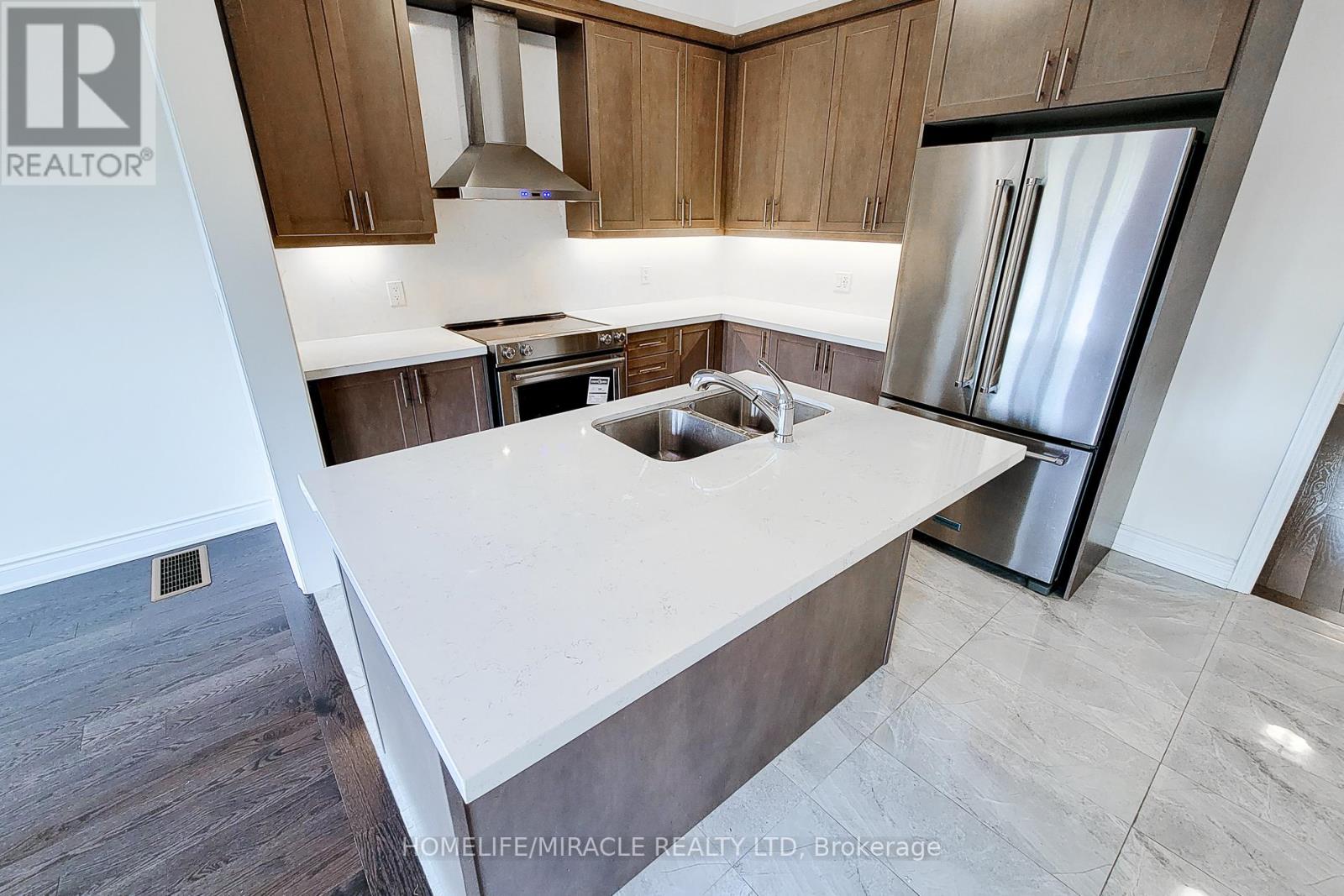 1101 Garner Road E, Hamilton, Ontario  L9G 3K9 - Photo 13 - X12602962