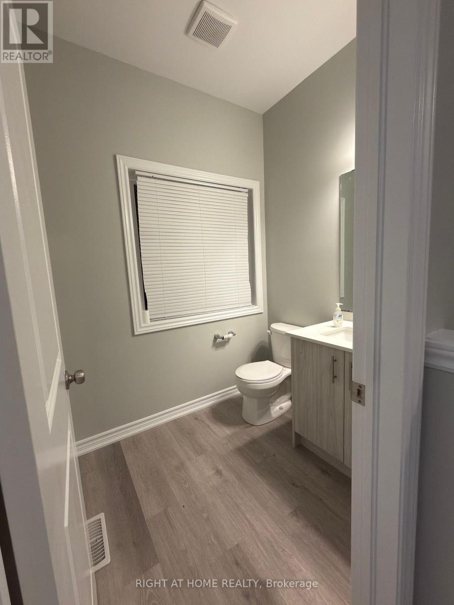 27 - 124 Compass Trail, Cambridge, Ontario  N3E 0E3 - Photo 11 - X12602990