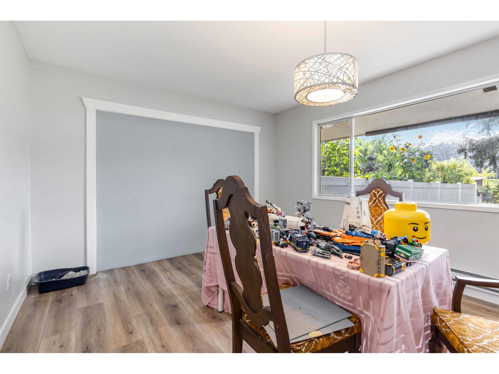 10087 Mountainview Road, Mission, British Columbia  V2V 4J1 - Photo 11 - R3072322