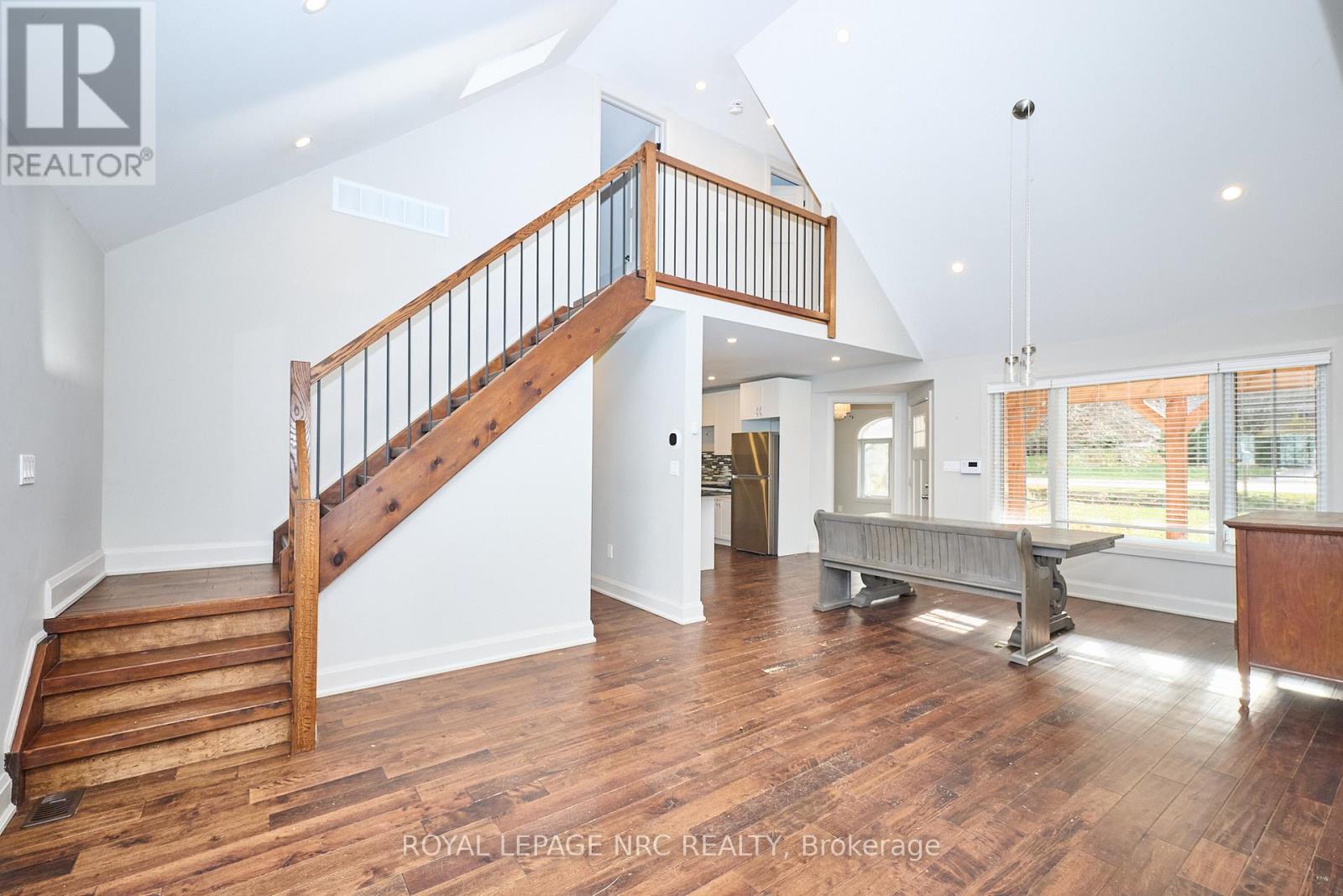 2032 York Road, Niagara-On-The-Lake, Ontario L0S 1J0 - Photo 10 - X12580552