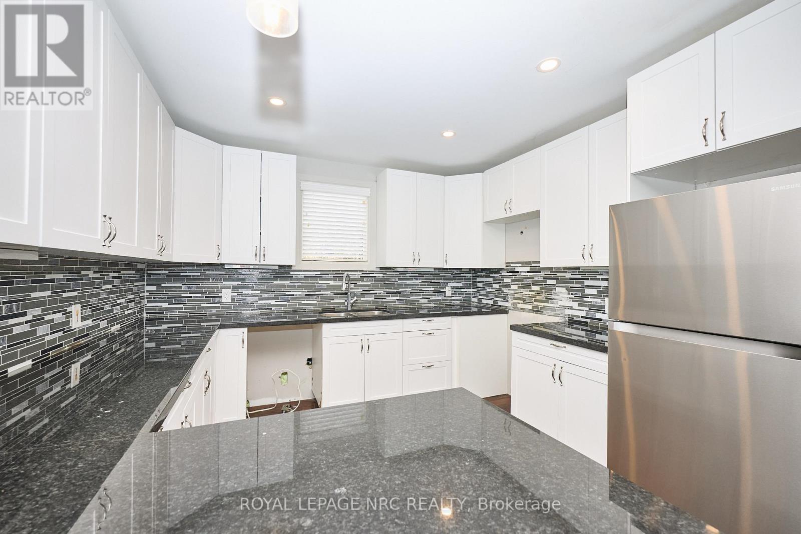 2032 York Road, Niagara-On-The-Lake, Ontario L0S 1J0 - Photo 15 - X12580552