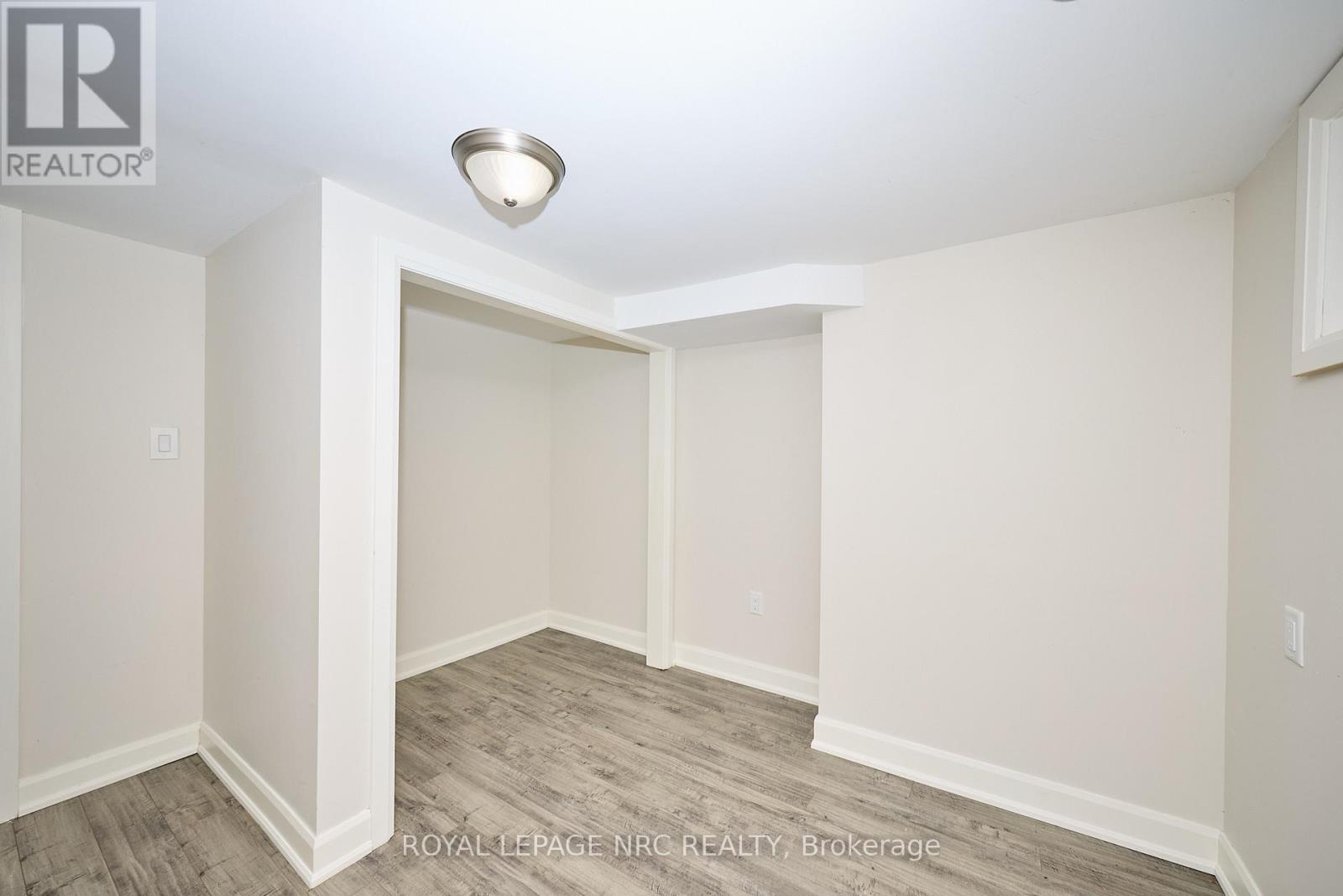 2032 York Road, Niagara-On-The-Lake, Ontario L0S 1J0 - Photo 31 - X12580552