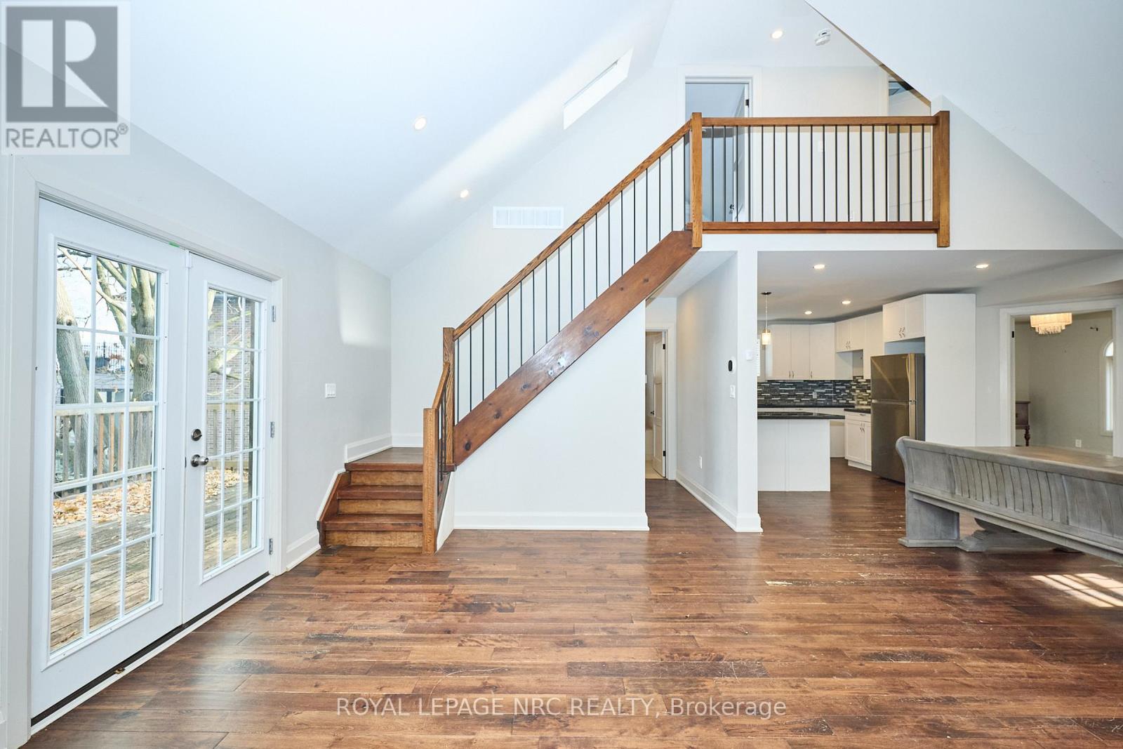 2032 York Road, Niagara-On-The-Lake, Ontario L0S 1J0 - Photo 9 - X12580552