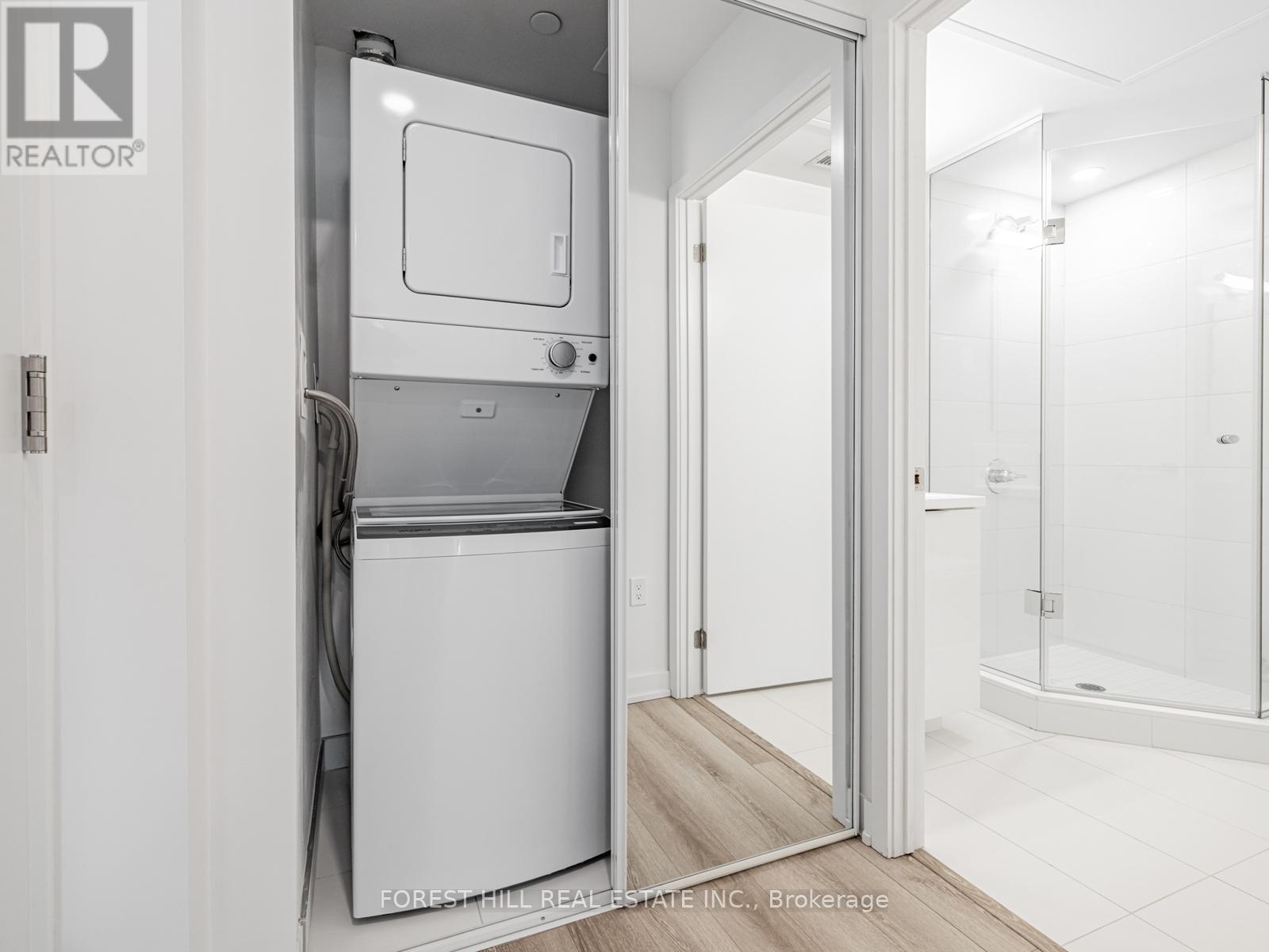 1104 - 238 Simcoe Street, Toronto, Ontario  M5T 0E2 - Photo 23 - C12590496