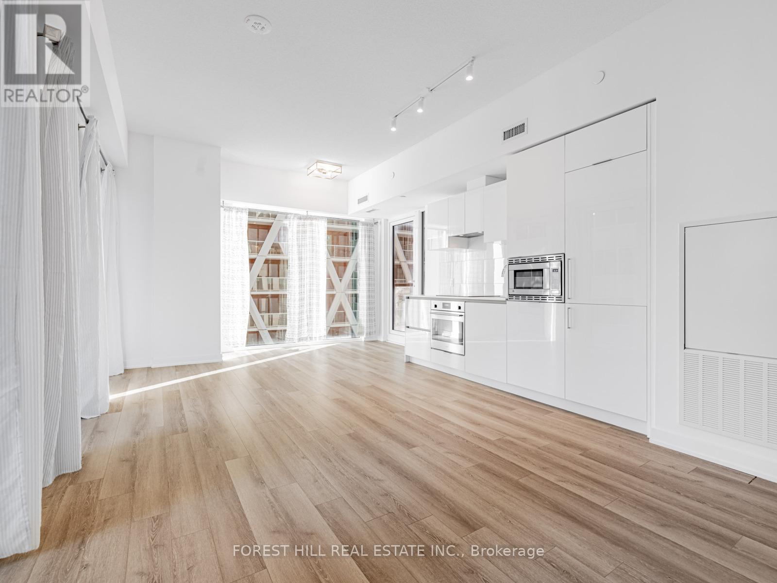 1104 - 238 Simcoe Street, Toronto, Ontario  M5T 0E2 - Photo 14 - C12590496