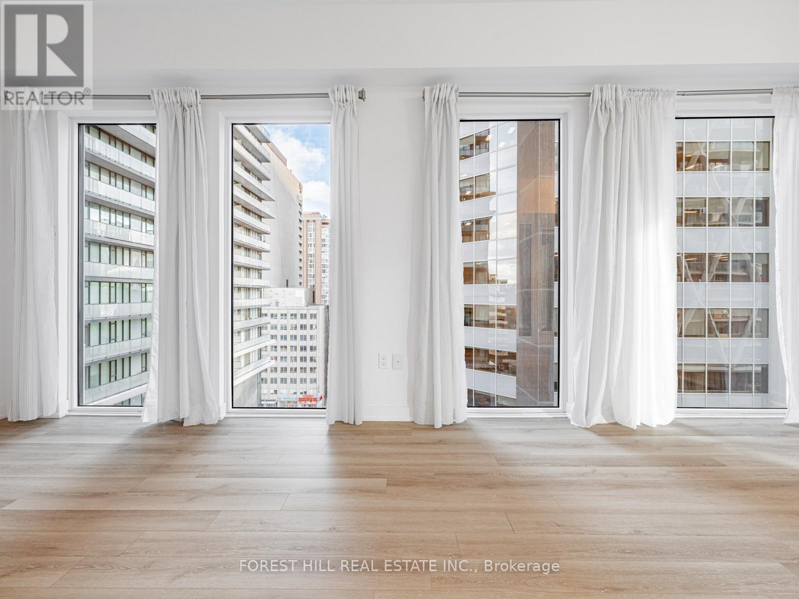 1104 - 238 Simcoe Street, Toronto, Ontario  M5T 0E2 - Photo 9 - C12590496