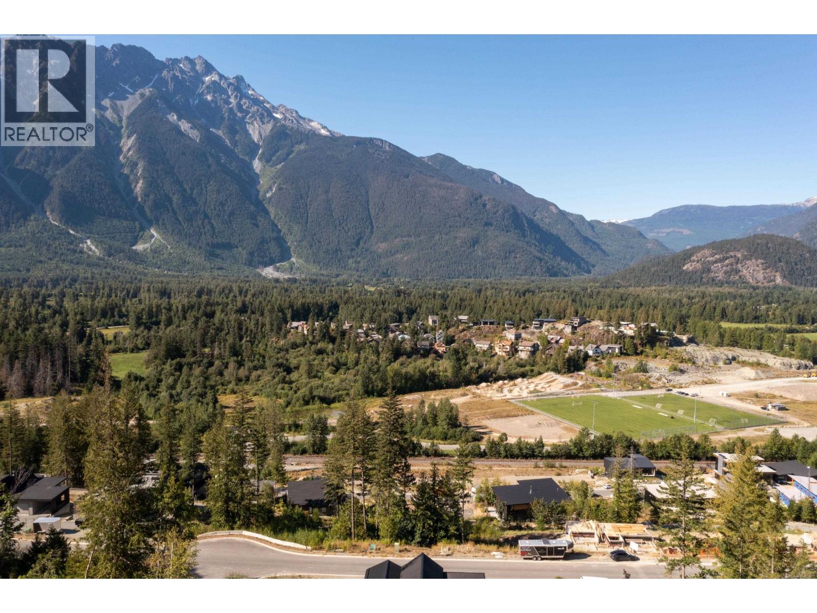 7677 Cerulean Drive, Pemberton, British Columbia  V0N 2L3 - Photo 5 - R3072295