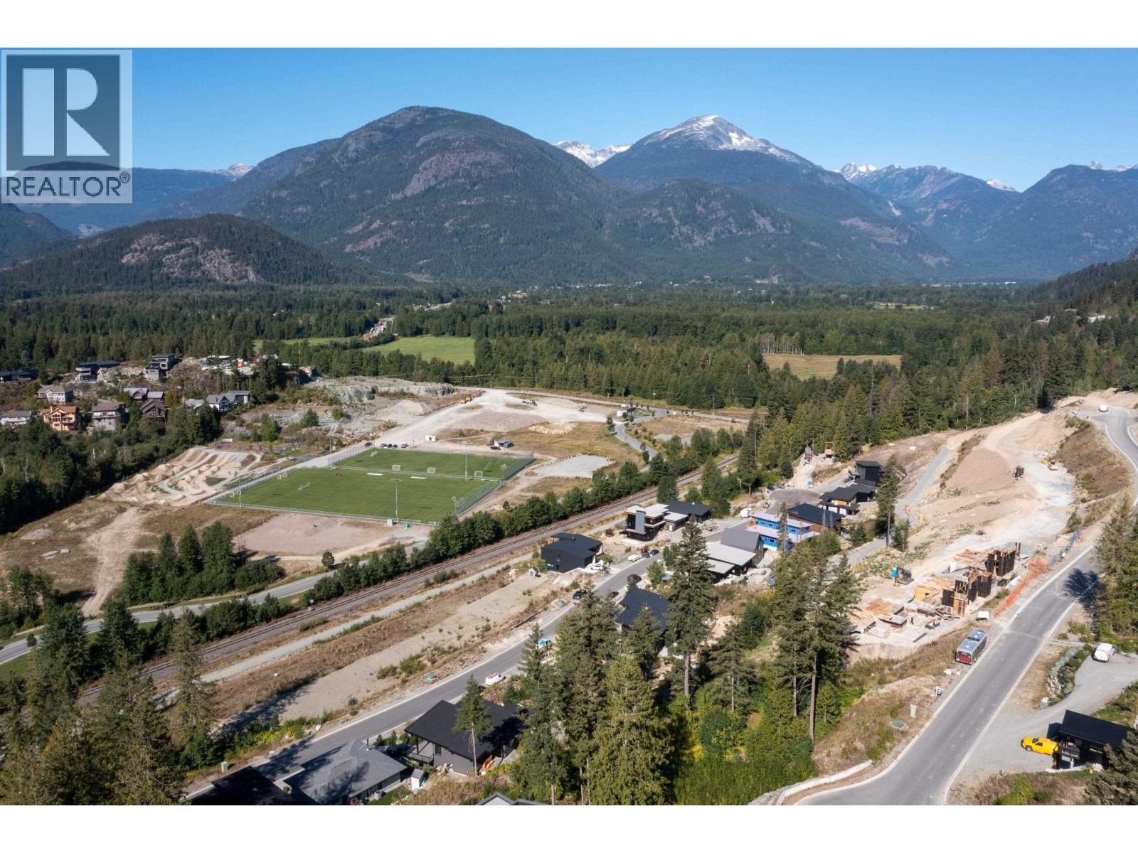 7677 Cerulean Drive, Pemberton, British Columbia  V0N 2L3 - Photo 6 - R3072295