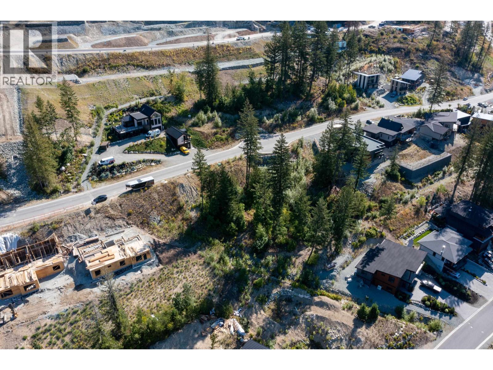 7677 Cerulean Drive, Pemberton, British Columbia  V0N 2L3 - Photo 8 - R3072295