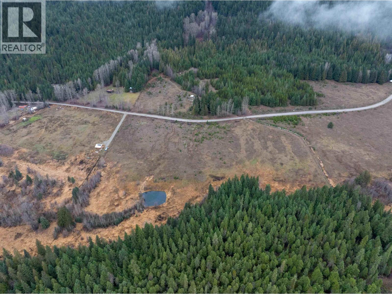 2690 Blackwater Road, D'arcy, British Columbia  V0N 2L3 - Photo 11 - R3072303