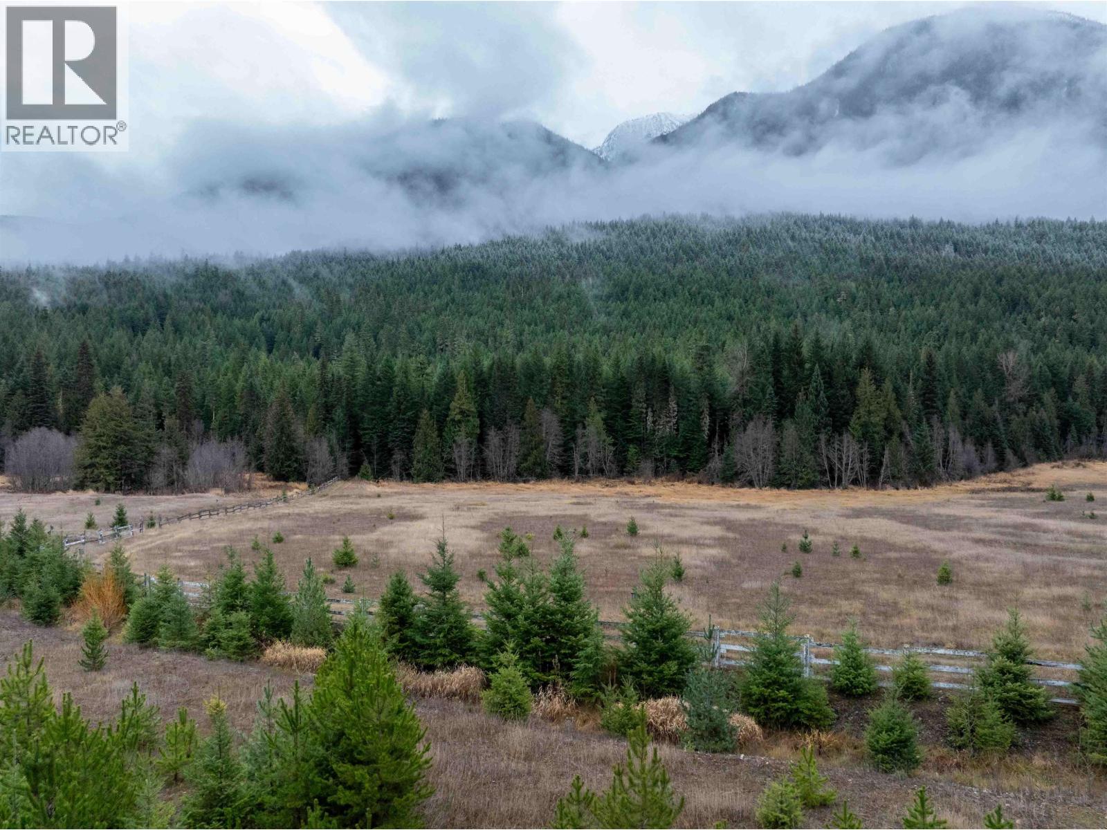 2690 Blackwater Road, D'arcy, British Columbia  V0N 2L3 - Photo 14 - R3072303