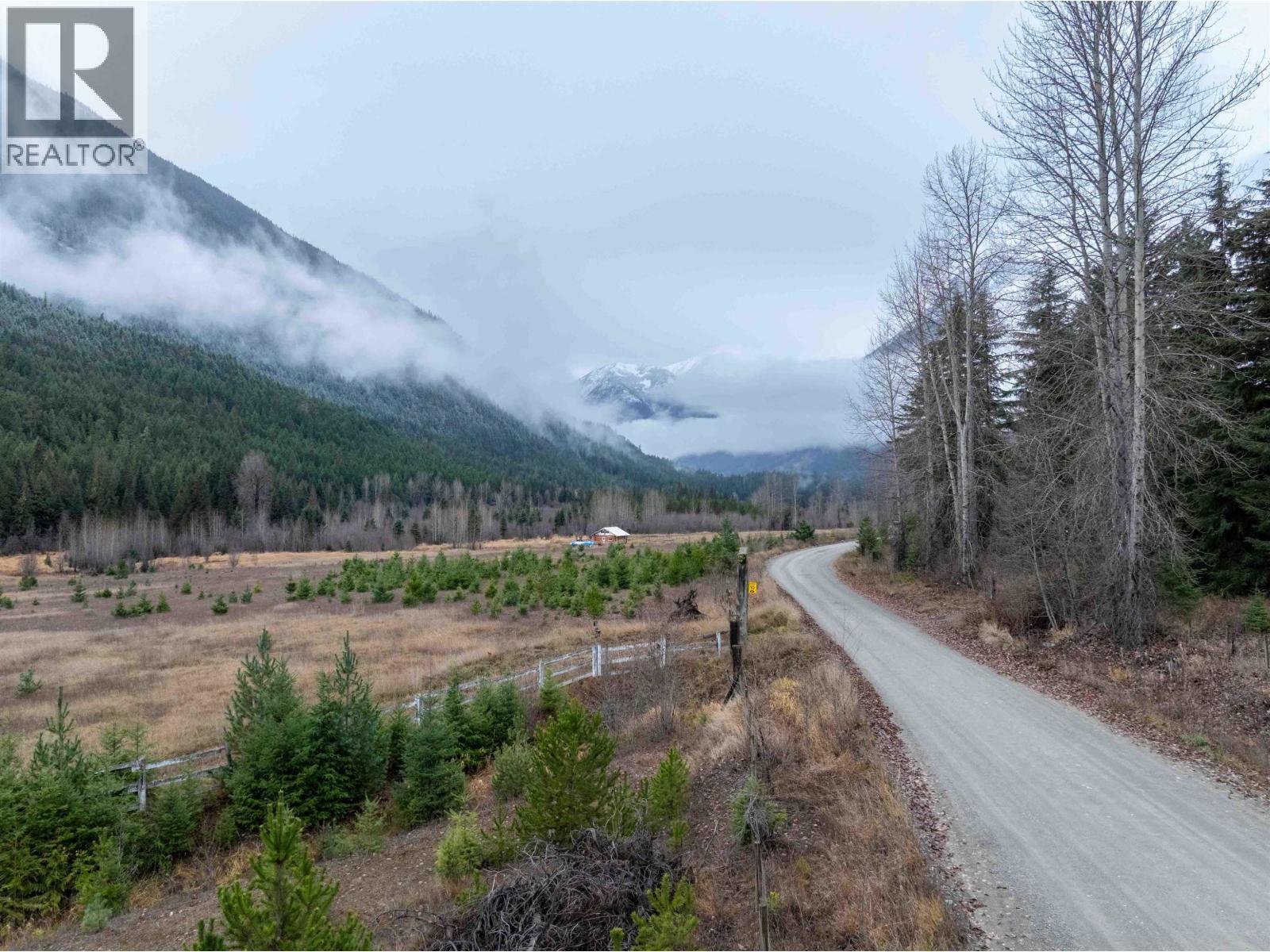 2690 Blackwater Road, D'arcy, British Columbia  V0N 2L3 - Photo 2 - R3072303