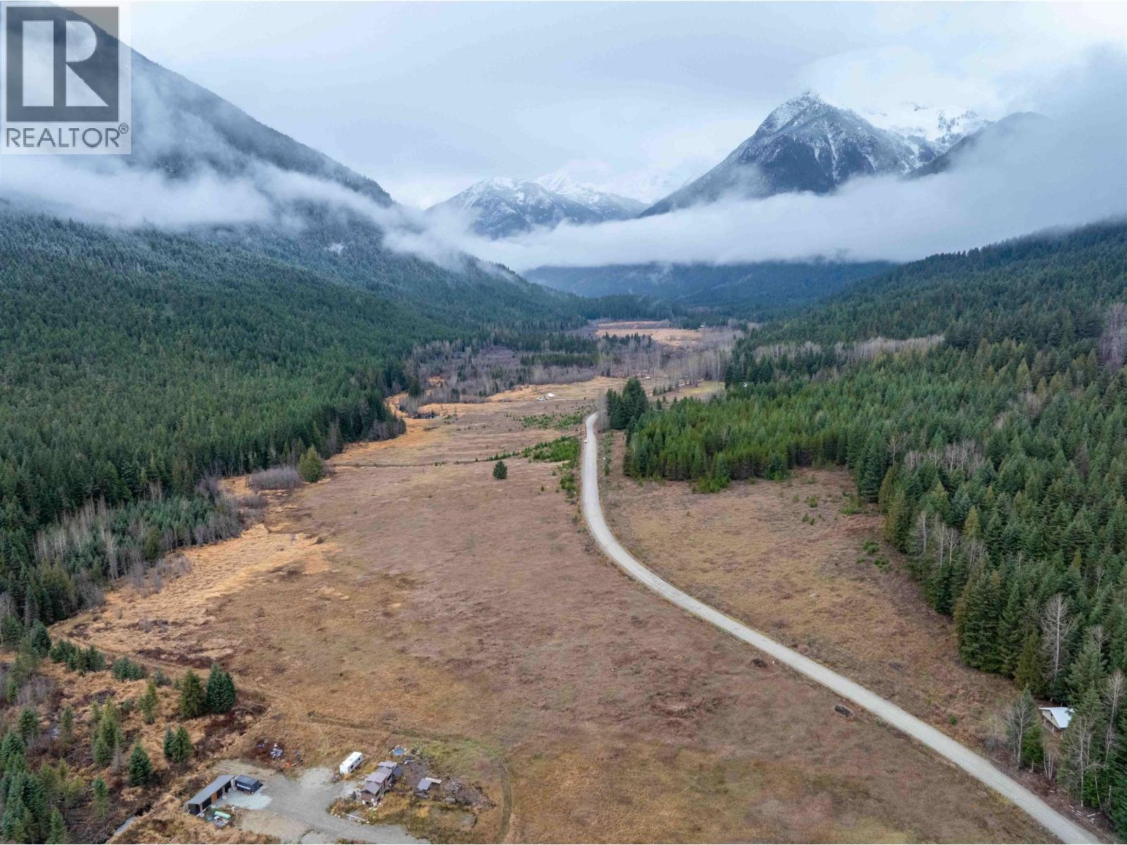 2690 Blackwater Road, D'arcy, British Columbia  V0N 2L3 - Photo 4 - R3072303