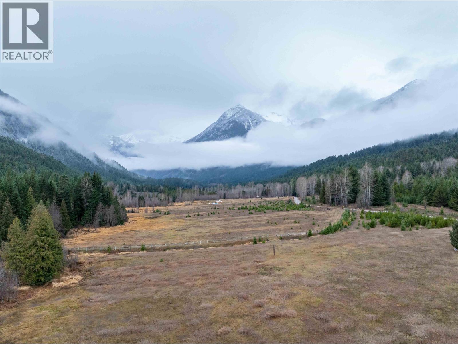 2690 Blackwater Road, D'arcy, British Columbia  V0N 2L3 - Photo 7 - R3072303