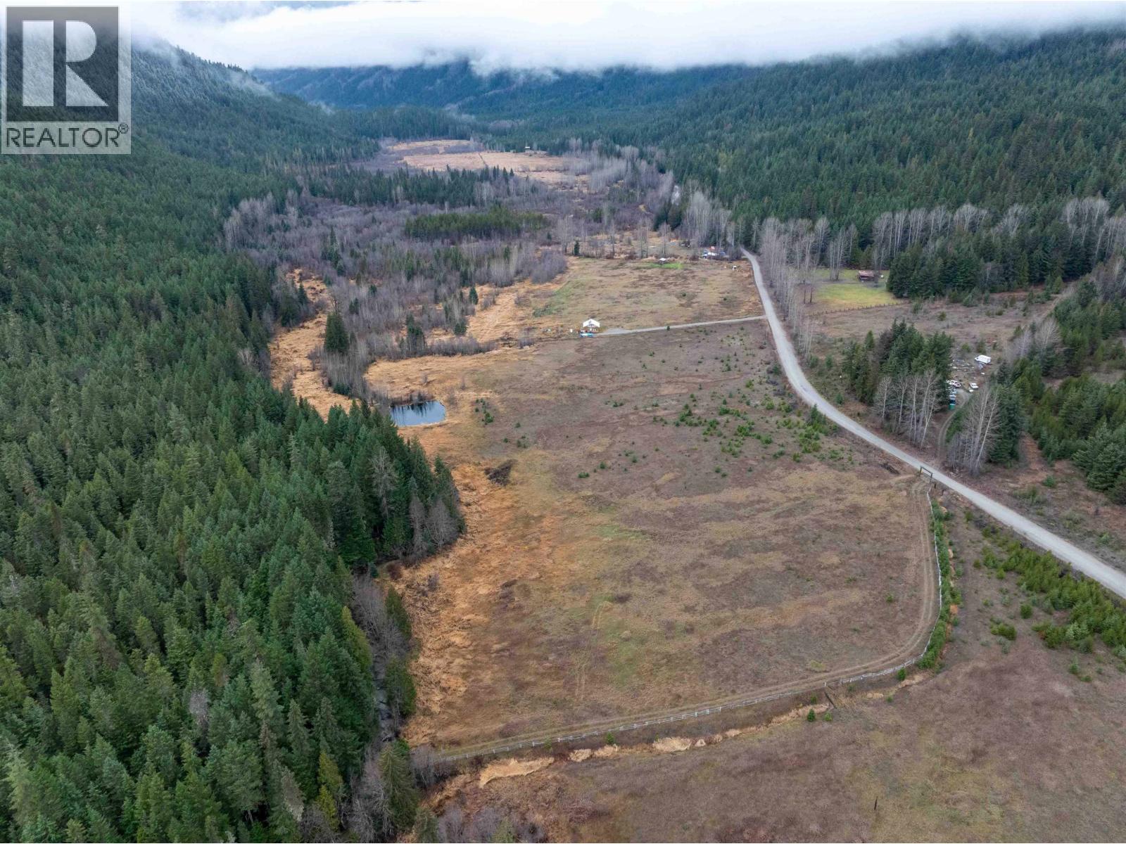 2690 Blackwater Road, D'arcy, British Columbia  V0N 2L3 - Photo 9 - R3072303